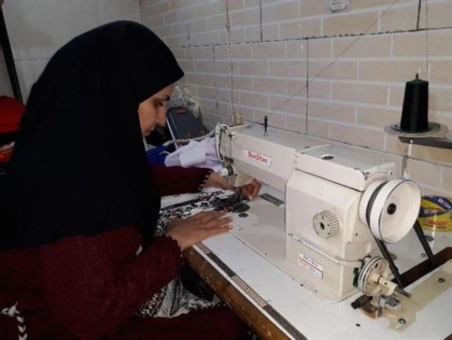 اهدای ۱۰ دستگاه چرخ خیاطی به مدد جویان جاسکی