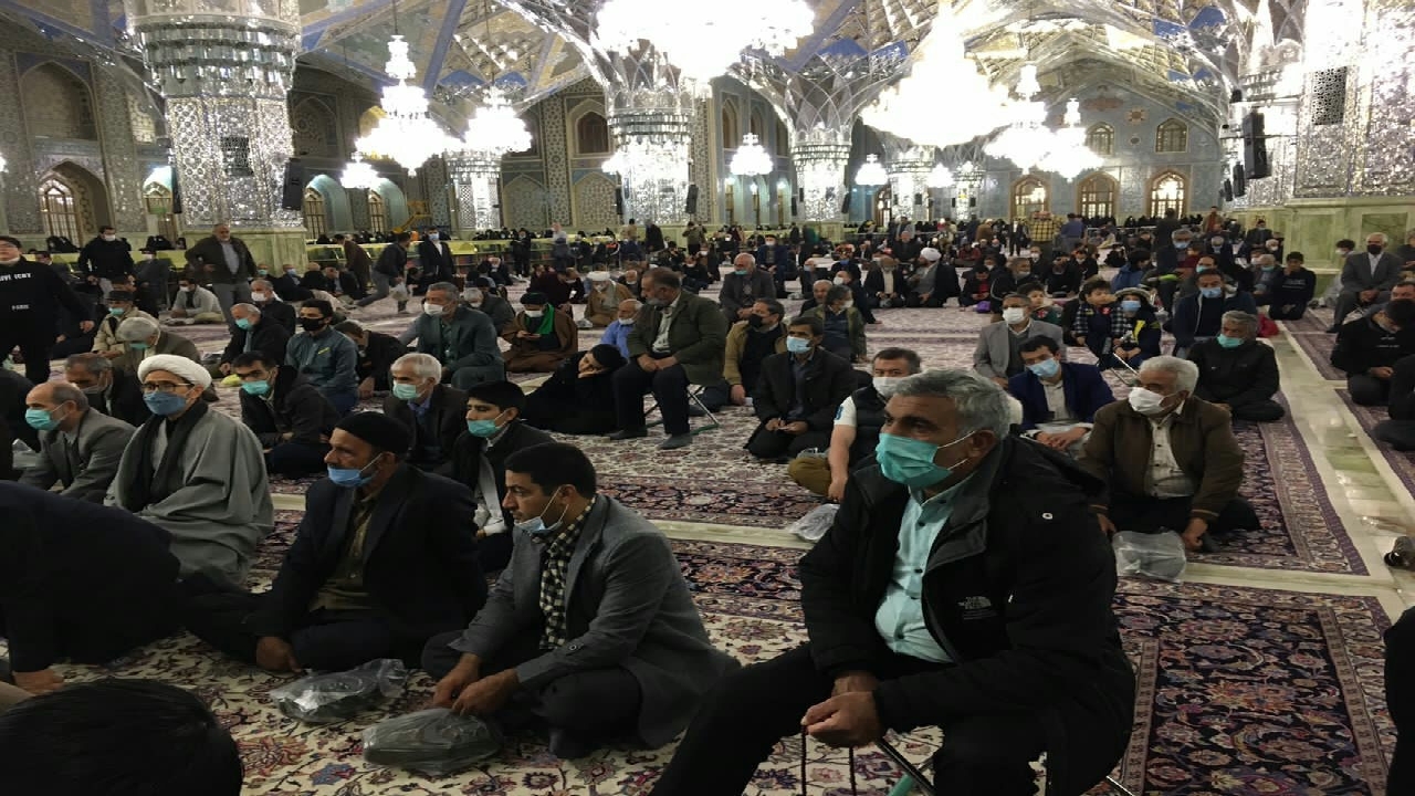 برگزاری مراسم ترحیم آیت الله ایازی در حرم رضوی