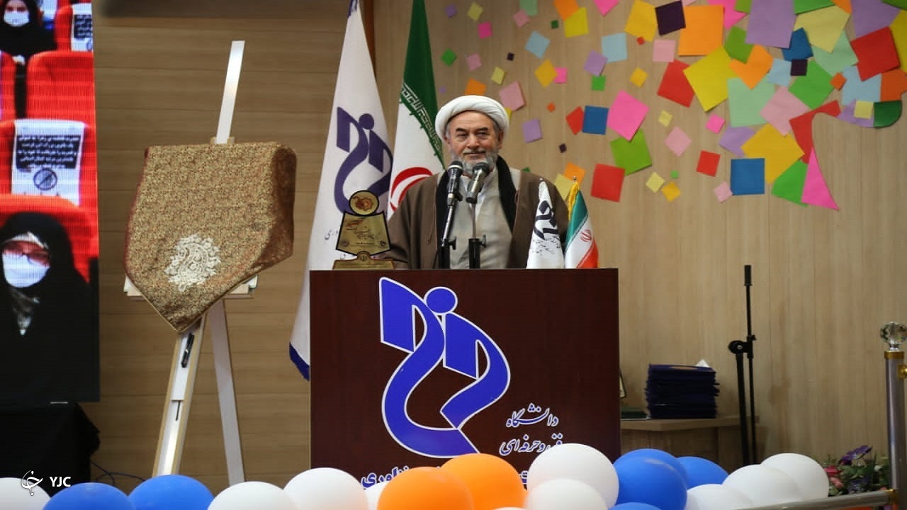 همگام نبودن علم و فناوری با صنعت عامل اصلی رکود جایگاه کشور در دنیا