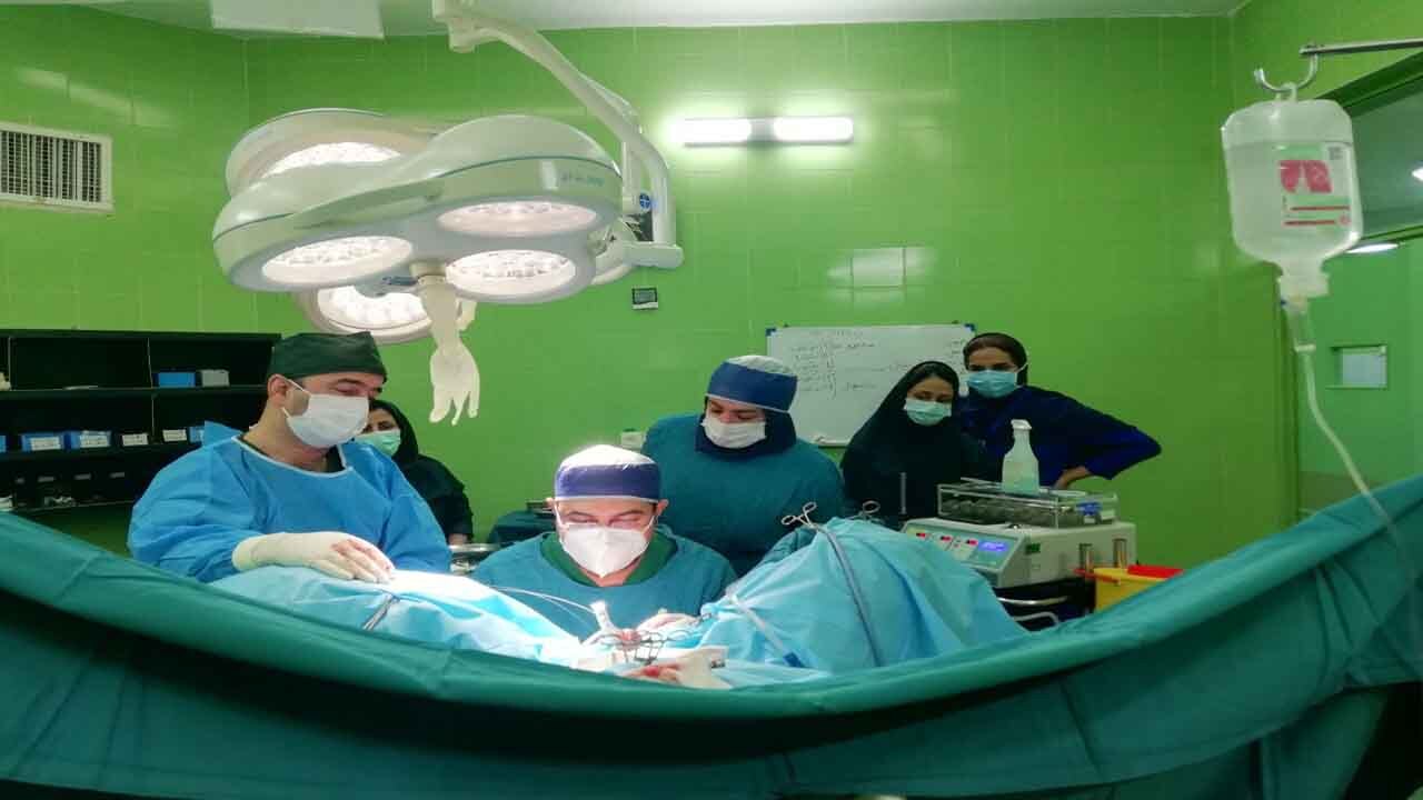 انجام اولین پیوند مجرای ادرار با مخاط دهان در شمال کشور