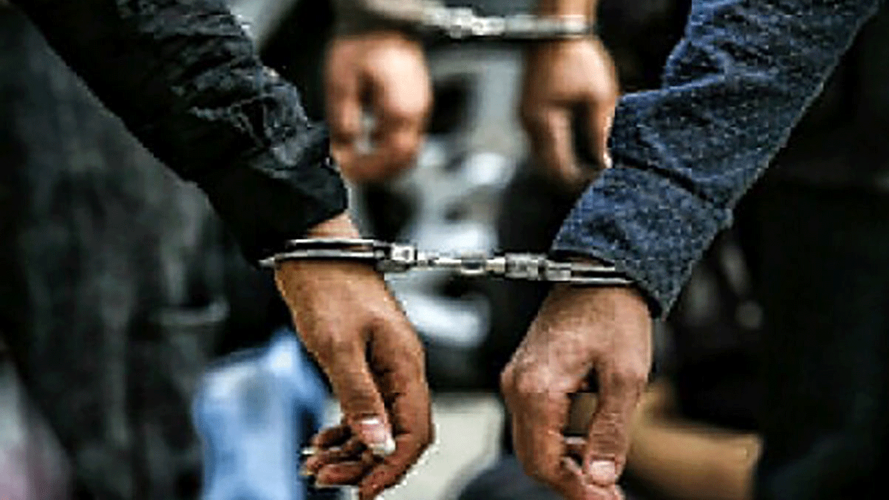 دستگیری شرور مسلح توسط پلیس + فیلم