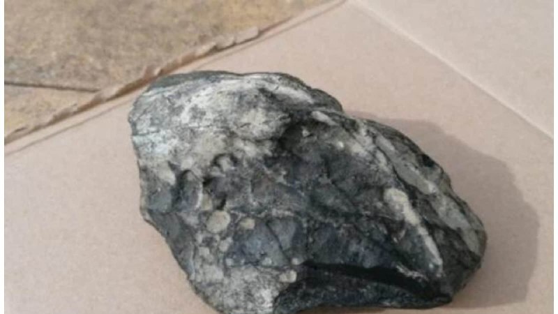 سنگ آسمانی!