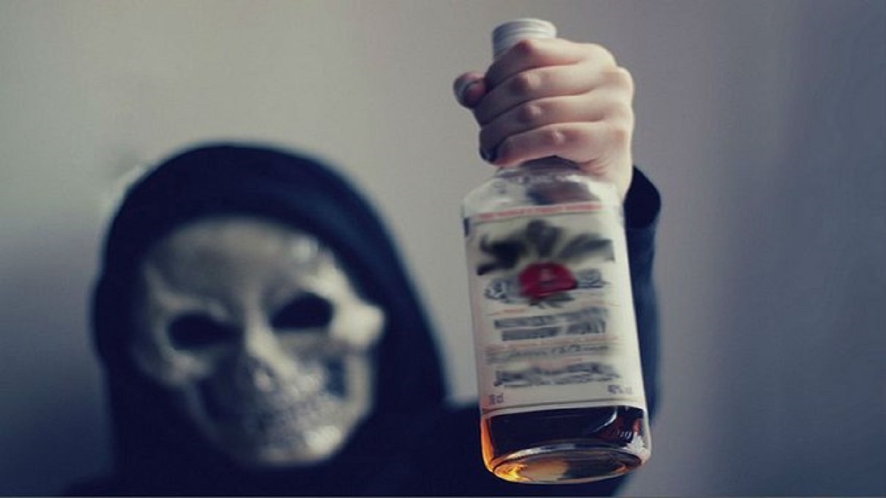 ۲ فوتی و ۲۱ مسموم ناشی از استفاده از الکل تقلبی در اهواز