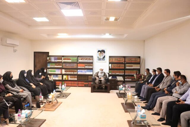 نماینده ولی فقیه در استان: شرایط برای رشد وبالندگی جوانان فراهم شود