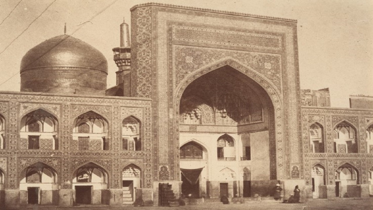 نقیب، لقبی برای محافظان حرم امام رضا (ع)