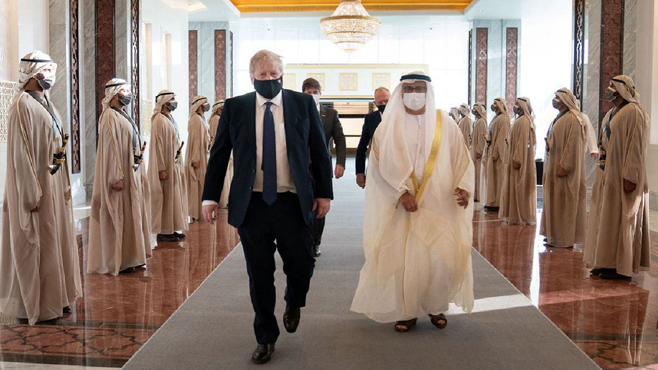 پاسخ جانسون به منتقدان: به رابطه با عربستان نیاز داریم