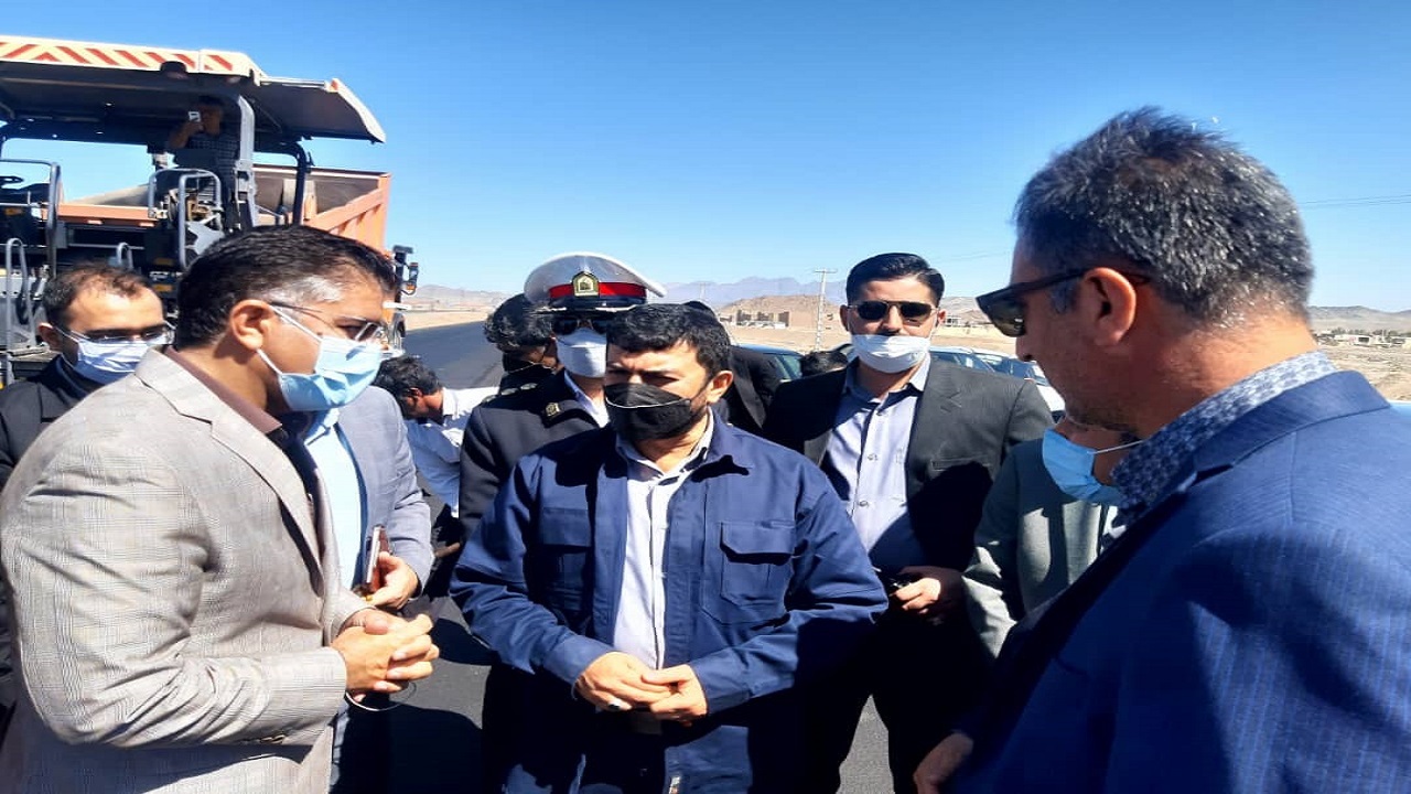 بازدید استاندار و مدیر کل راه و شهرسازی از روند احداث کمربندی غربی شهر زاهدان