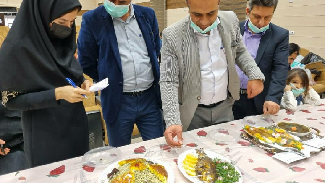جشنواره طبخ آبزیان در شهرستان ایذه برگزار شد