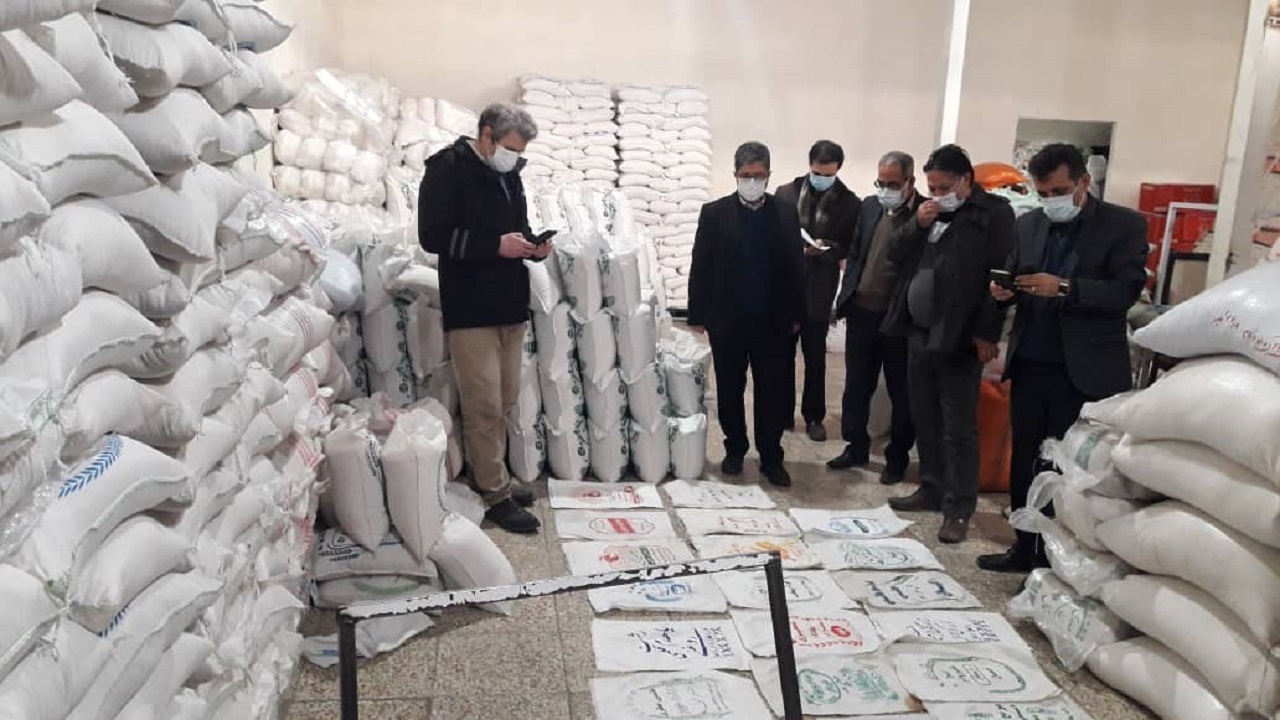 کشف انبار برنج قاچاق و تقلبی در البرز