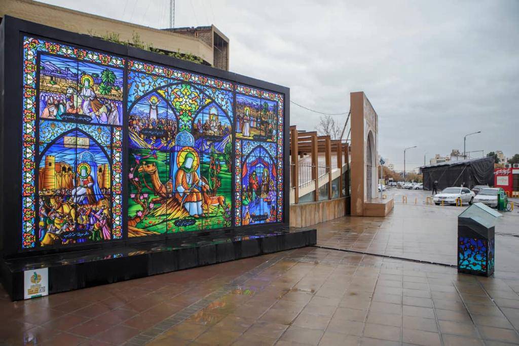 لباس بهار بر تن المان های نوروزی مشهد+ عکس