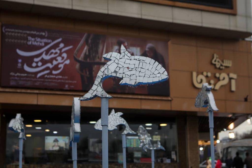 لباس بهار بر تن المان های نوروزی مشهد+ عکس