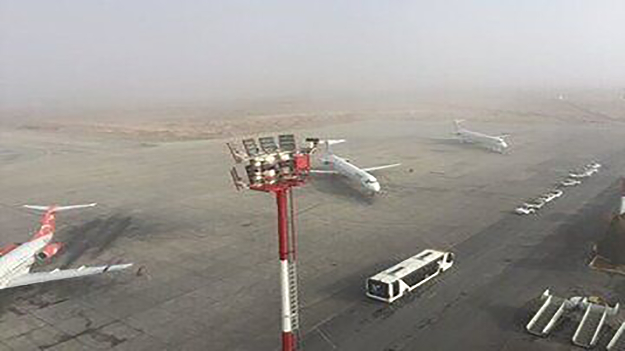طوفان ۳ پرواز فرودگاه زاهدان را لغو کرد