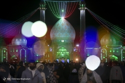 حرم مطهر رضوی در شب نیمه شعبان