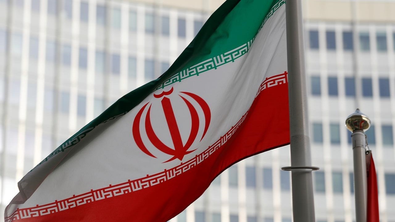 ادعای وال استریت ژورنال: کلید موفقیت ایران در برابر تحریم‌ها، سیستم بانکی مخفی است