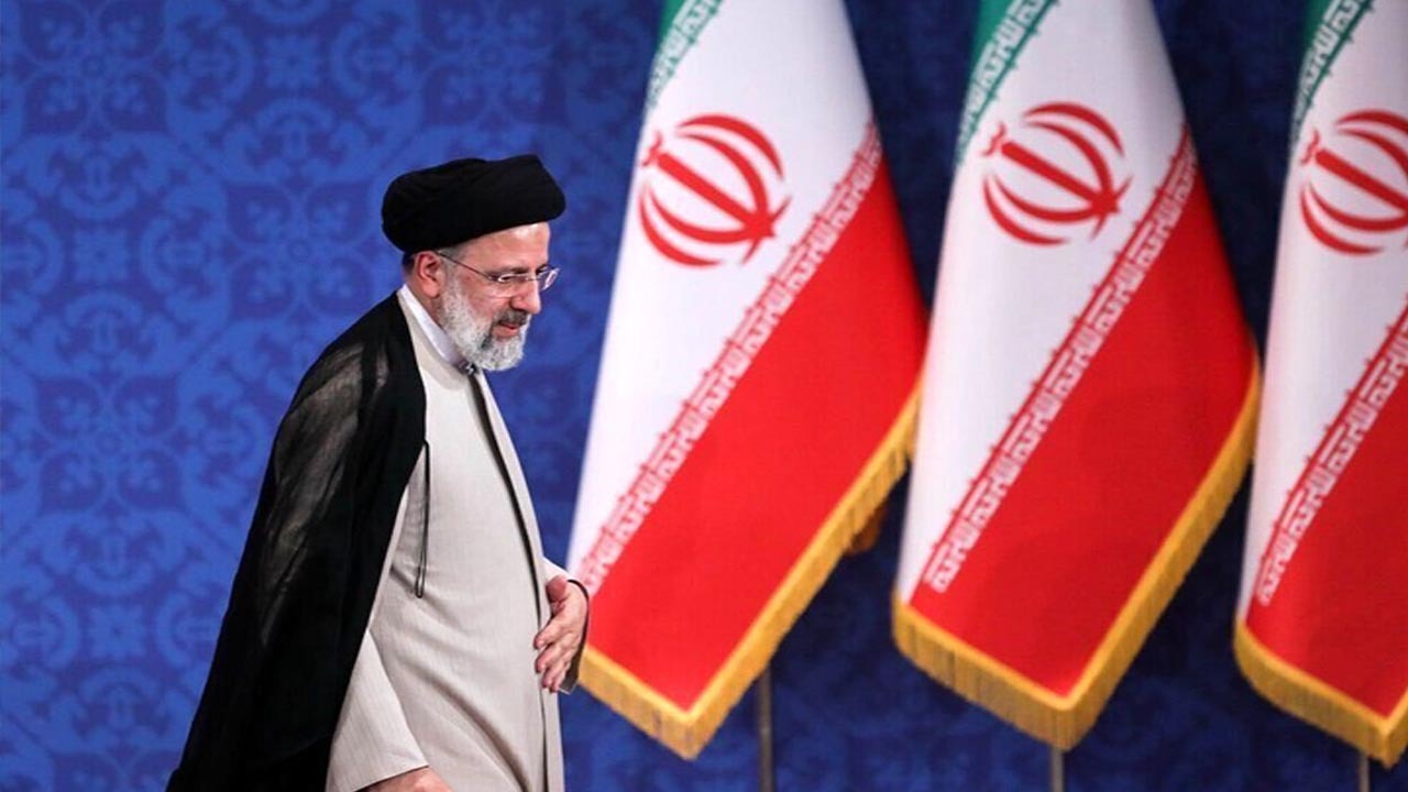 ۸ گامی که دولت سیزدهم در سال ۱۴۰۰ برداشت