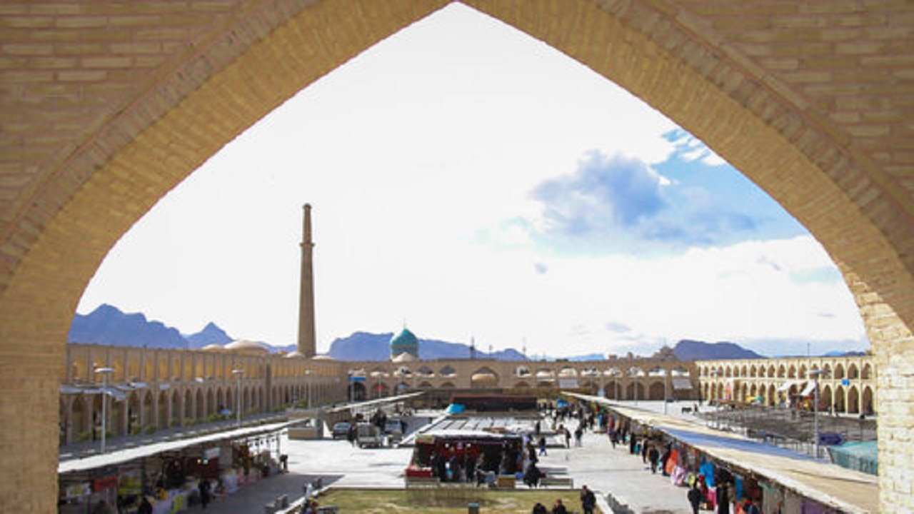 ساماندهی دست‌فروشان در میدان امام علی(ع) اصفهان