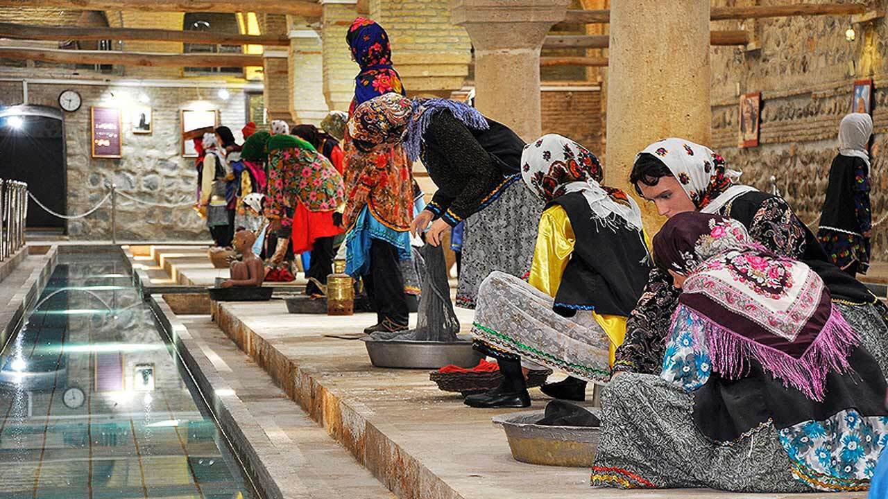 استقرار ۵۴ راهنمای گردشگری در اماکن تاریخی زنجان