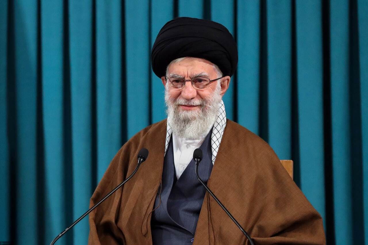 پخش زنده سخنرانی نوروزی رهبر انقلاب اسلامی در روز اول سال