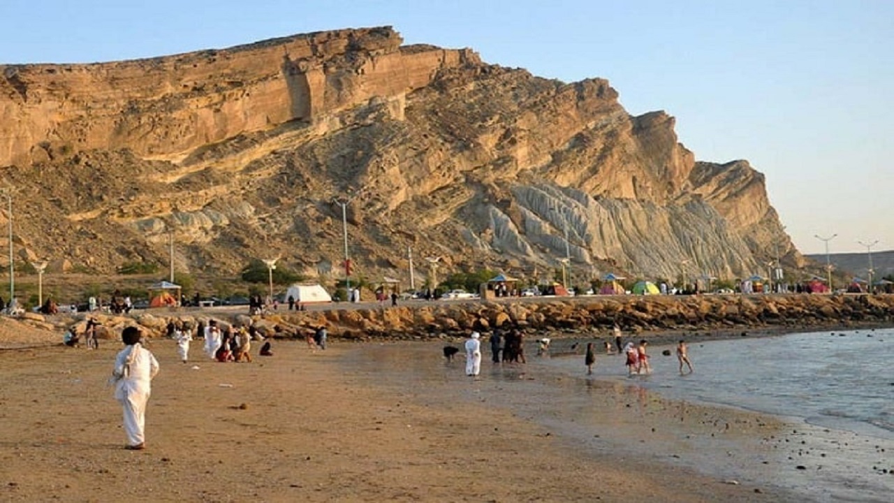 سواحل چابهار همچنان در سیطره دستگاههای‌دولتی