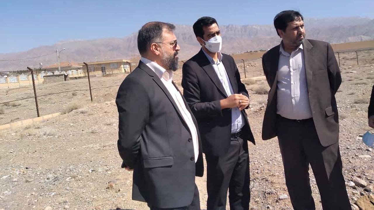 بازدید مدیرکل امور ورزشی وزارت تعاون از مجموعه کارگران زرند