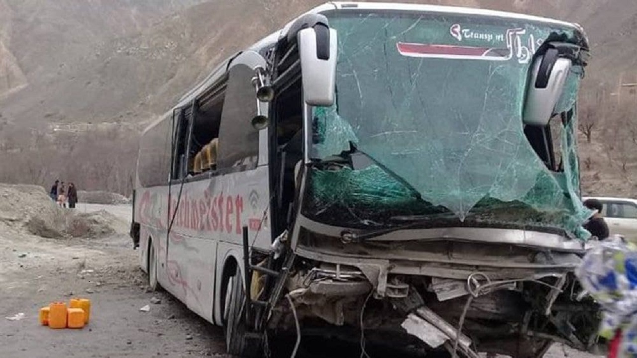 زخمی شدن نزدیک به ۳۰ تن در یک رویداد ترافیکی در سالنگ شمالی