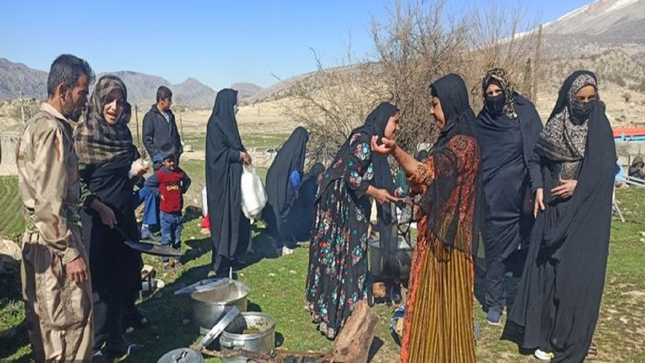 برگزاری جشنواره تولیدات صنایع دستی در روستای دهنو