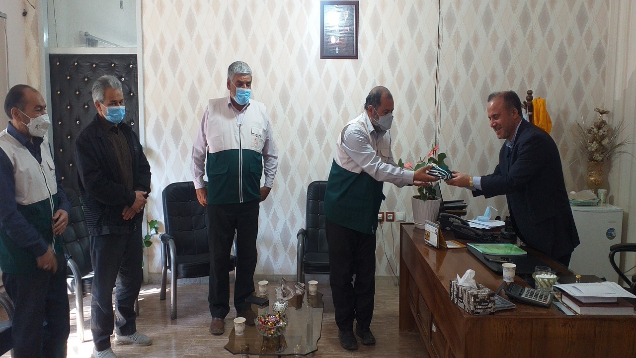 دیدار خادمیاران رضوی با شهردار کوهبنان