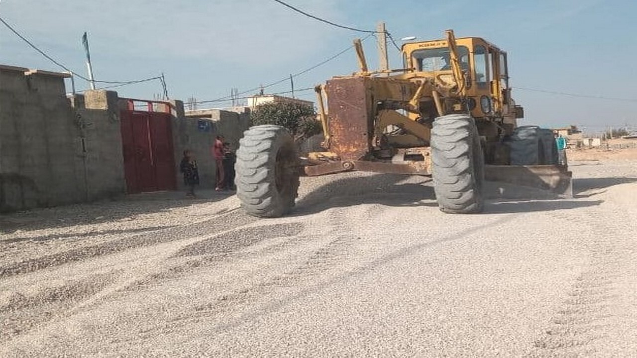 تسطیح و زیر سازی معابر سطح شهر مهران