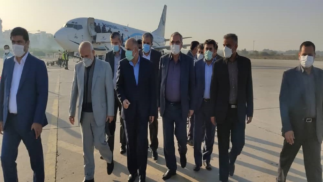 وزیر بهداشت وارد بوشهر شد