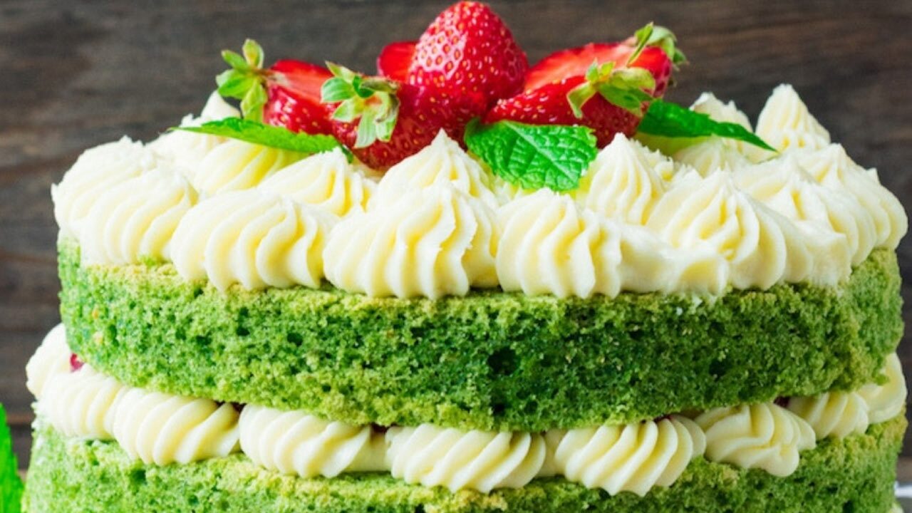 طرز تهیه کیک اسفناج و کرم پنیری + فیلم
