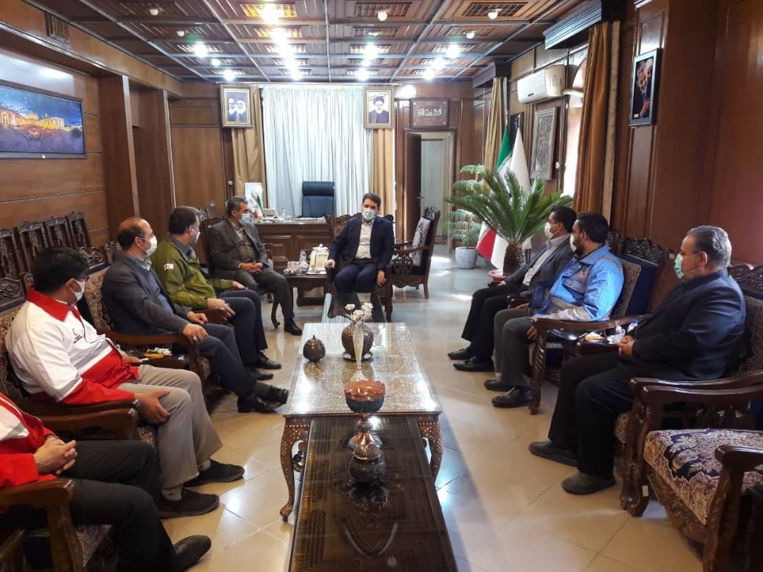 دیدار مدیرکل مدیریت بحران و مدیرعامل جمعیت هلال احمر یزد با زینی وند استاندارکرمان