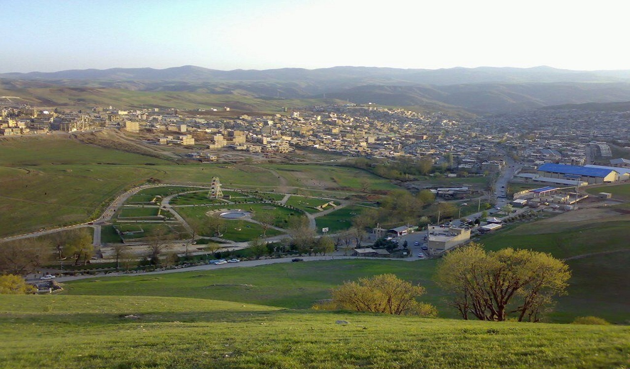 آشنایی مردم به حقوق خود، مراجعه به دادگستری را کاهش می‌دهد