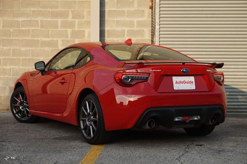 هیوندای ولستر Turbo 2019 در مقابل ساوبارو BRZ + تصاویر