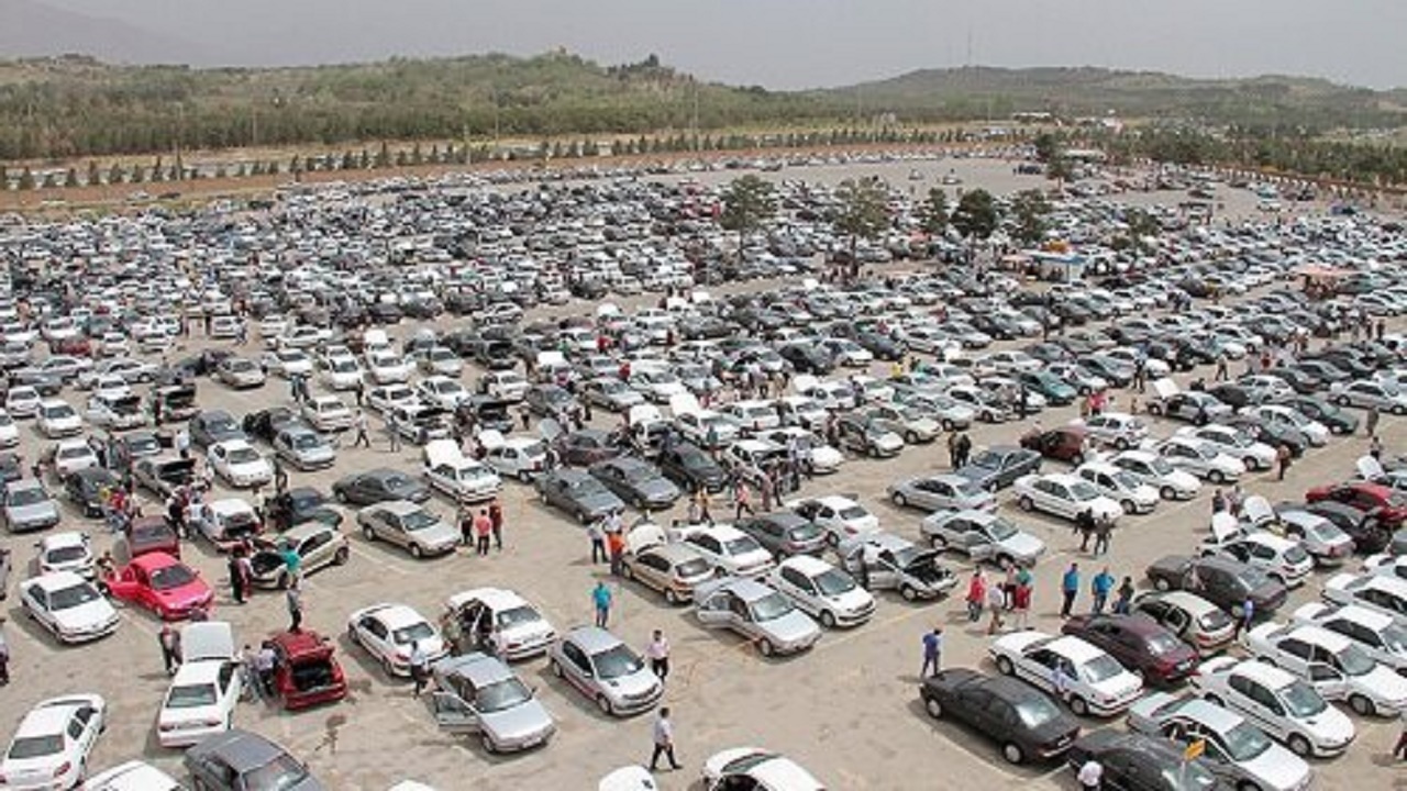 مصرف‌کنندگان واقعی تاقبل از سال خودرو بخرند