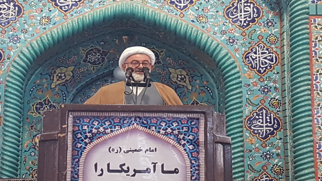مراقب فعالیت دشمنان در فضای مجازی باشیم