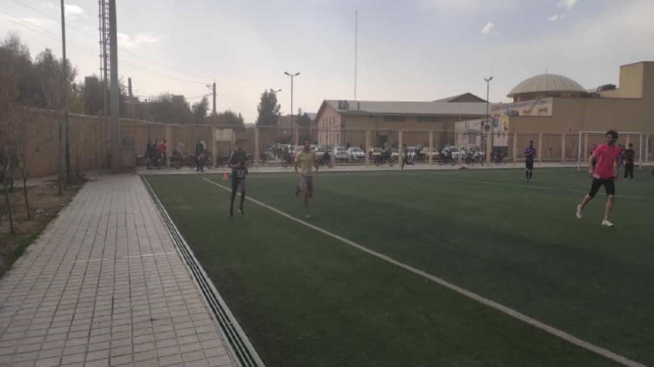 مسابقات آکو اتلون امدادی تیمی در قم برگزار شد