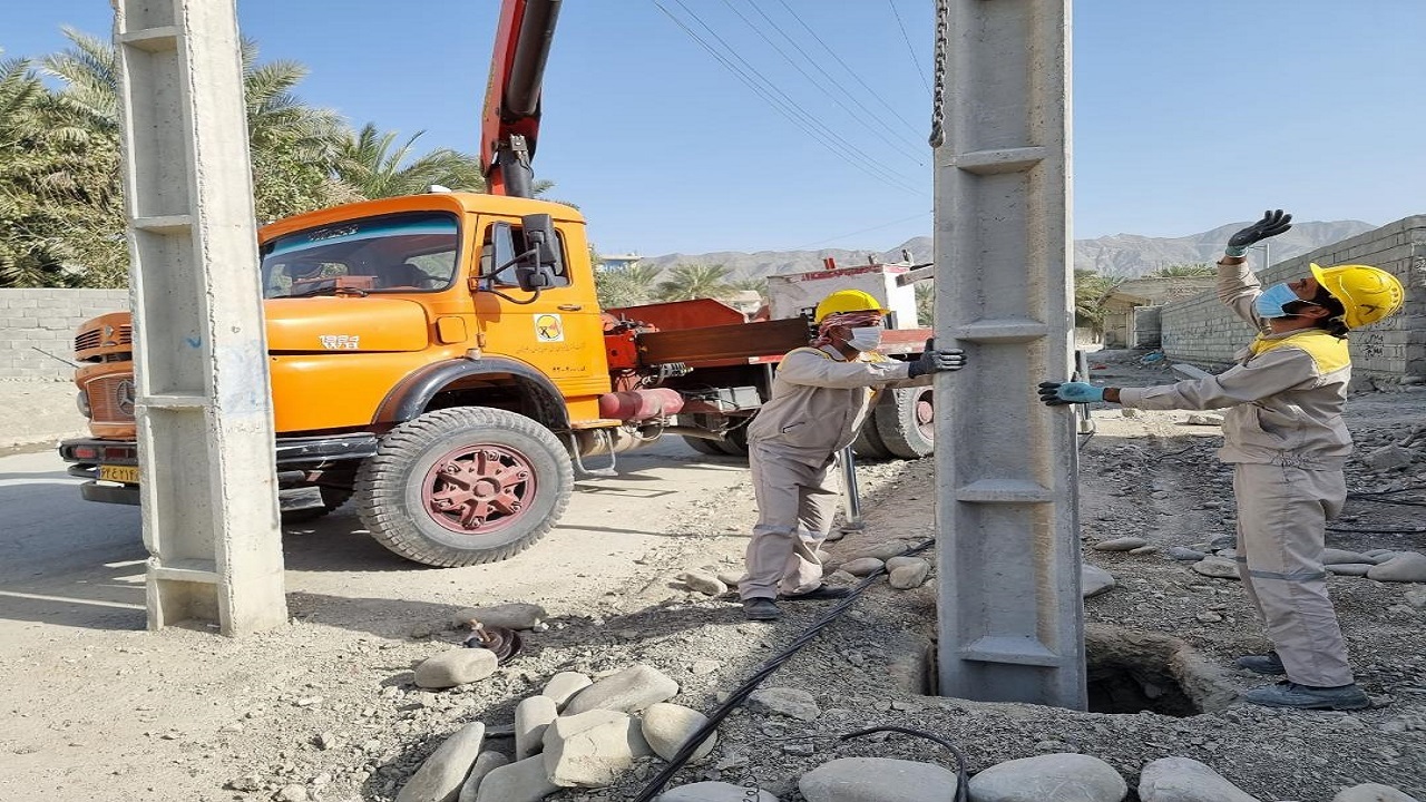 ۱۰۹ اصله تیر برق در سیستان و بلوچستان تعویض و برکنار شد