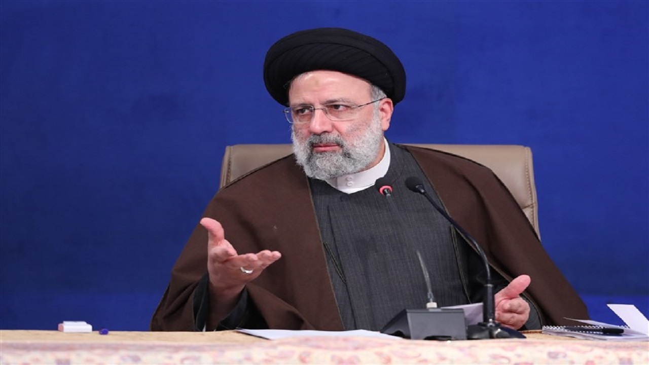 رئیس‌جمهور: نباید اجازه بدهیم هیچ‌کسی همین امشب گرسنه بخوابد