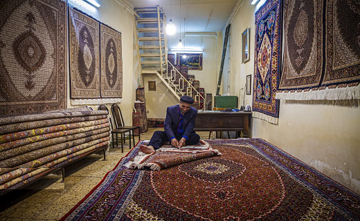 تلالو زیبایی&zwnj;ها در بازار فرش اردبیل/ نقش و نگار فرش&zwnj;ها با ما سخن می&zwnj;گویند