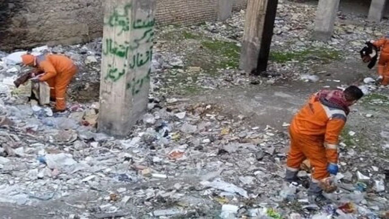 جمع‌آوری ۱۶ تن خاک و نخاله در منطقه ۹ کرج