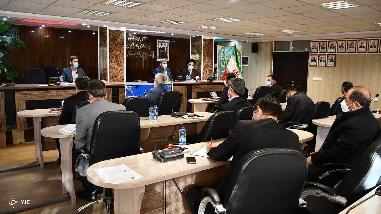 مشکلات دانش‌آموزان بازمانده از تحصیل در سلماس رفع شود