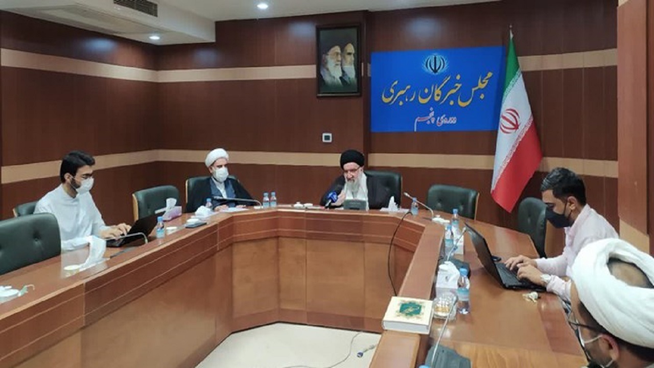 حضور رئیس جمهور در نهمین اجلاسیه خبرگان رهبری