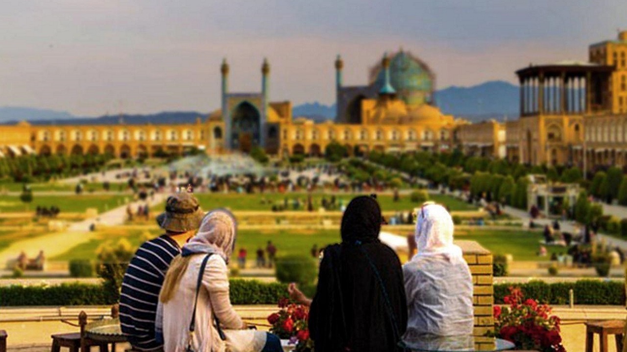 تأکید بر نقش راهنمایان گردشگری در مبارزه با ایران‌هراسی