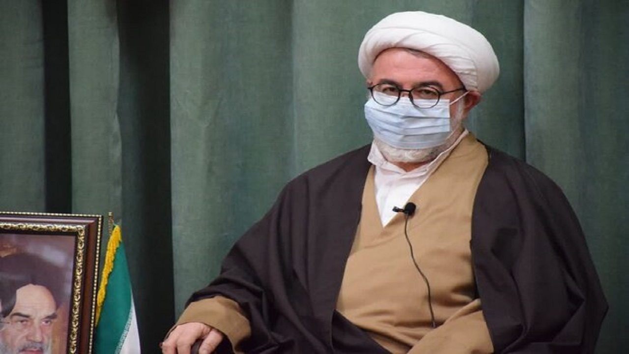 پرهیز از سیاست‌زدگی در حوزه فرهنگ بلوغ تفکر را در پی دارد
