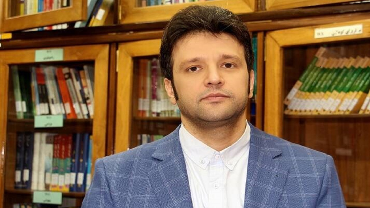 شاعران به دنبال تغییر در نگاه شاعری خود باشند