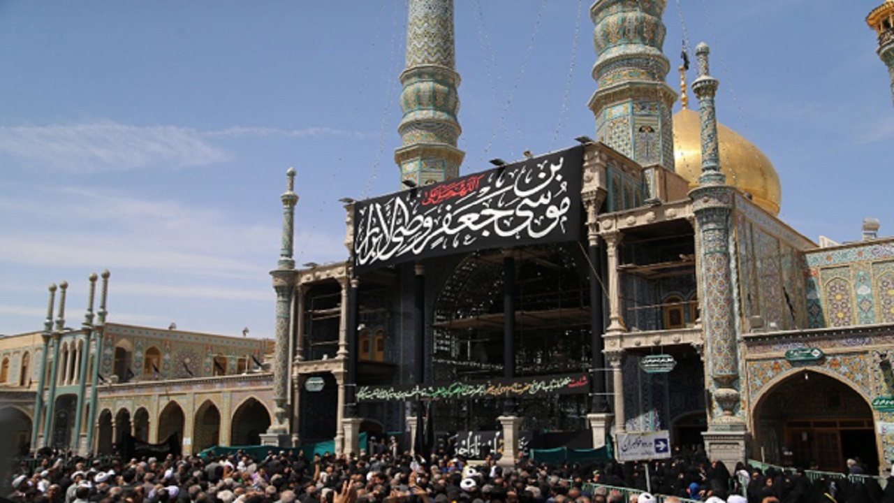 قم در روز شهادت امام موسی کاظم (ع) غرق در عزا و ماتم است