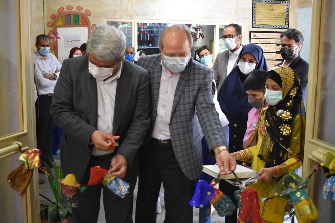 افتتاح فروشگاه محصولات کانون پرورش فکری کودکان ونوجوانان هرمزگان