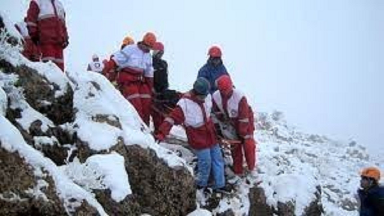 نجات دو فرد گمشده در ارتفاعات شیرکوه یزد