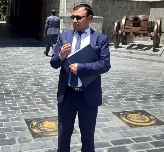 رسانه های افغانستان: ما محدود شده ایم / طالبان : رسانه ها آزادند