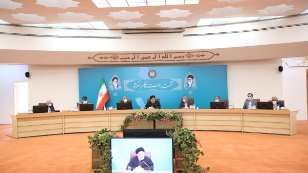 عدالت در پرداخت حقوق از مهم‌ترین جلوه‌های عدالت است